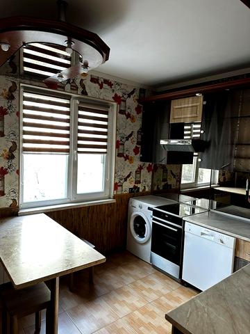 Степана Олійника вул., 5