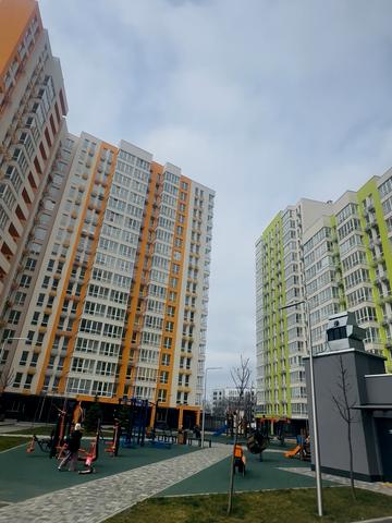 Олеся Бердника вул., 1-В