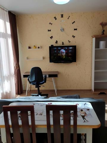 Добровольців вул. (Маршала Говорова), 10/6