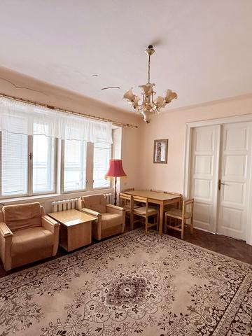 Корзо вул., 10