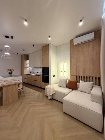 Василя Тютюнника вул. (Анрі Барбюса), 39