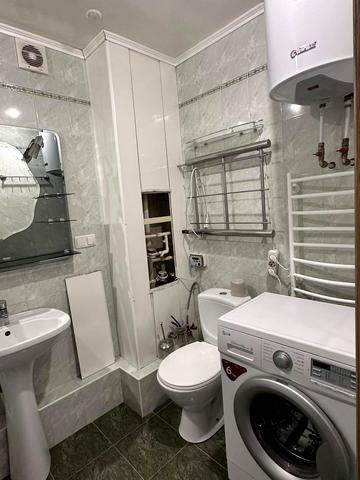 Академіка Павлова вул., 315