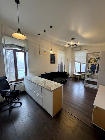 Адміральський просп. (Патріса Лумумби), 15