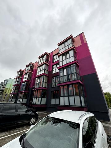 Єдності вул., (Будинок 4)