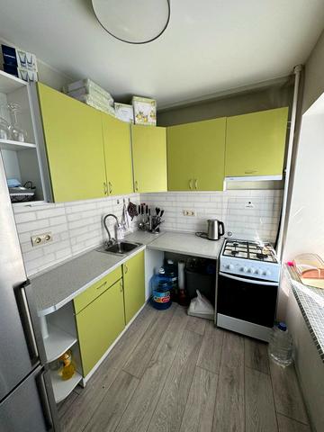 Богдана Хмельницького вул., 8