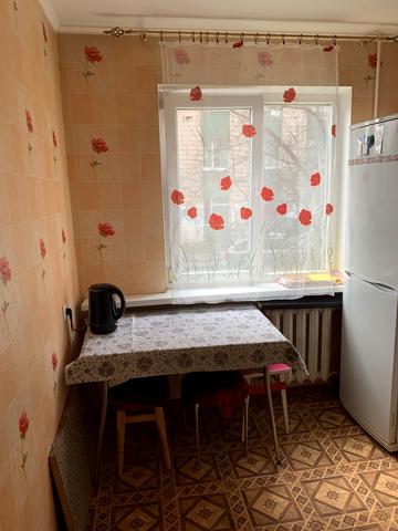 Метробудівська вул., 5