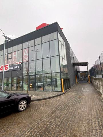 Гетьмана Петра Сагайдачного вул., 87