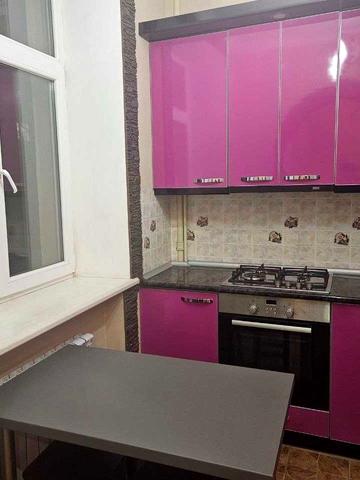 Алчевських вул. (Артема), 20/22