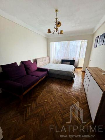 Борщагівська вул., 2