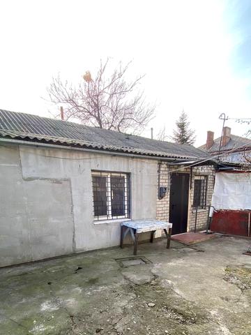 Звивиста вул., 35