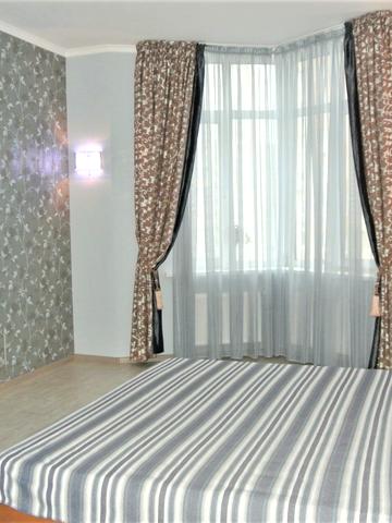 Радунська вул., 2/18