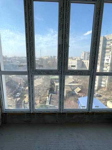 Ковалевського узвіз, 7