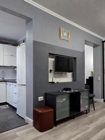 Адміральська вул., 28