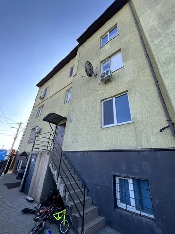 Миколи Лисенка вул., 4