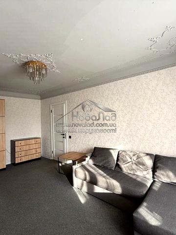 Олени Теліги вул., 37-Е