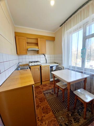 Зарічанська вул., 6/4