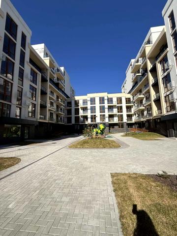 Генерала Кульчицького вул., 2