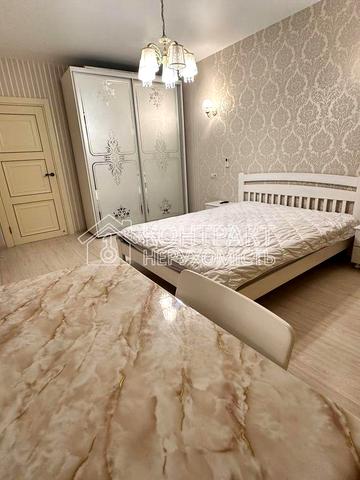 Гвардійців-Широнінців вул., 70-Б