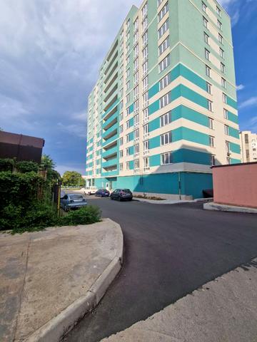 Парусна вул. (Героїв Сталінграду), 1-С