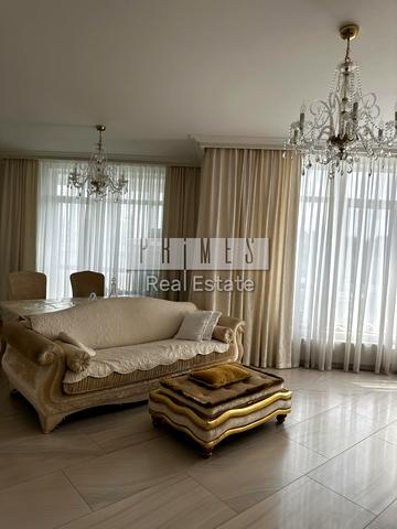 Андрія Верхогляда вул. (Михайла Драгомирова), 5