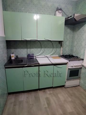 Прирічна вул., 29