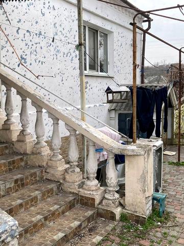 Доблесна вул., 49