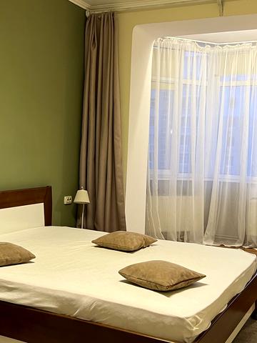 Добровольців вул. (Маршала Говорова), 10б