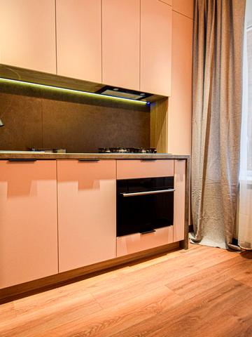 Броварна вул., 14