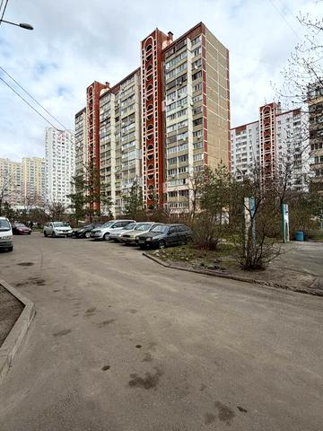 Милославська вул., 3-А