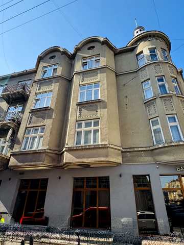 Панаса Саксаганського вул., 10