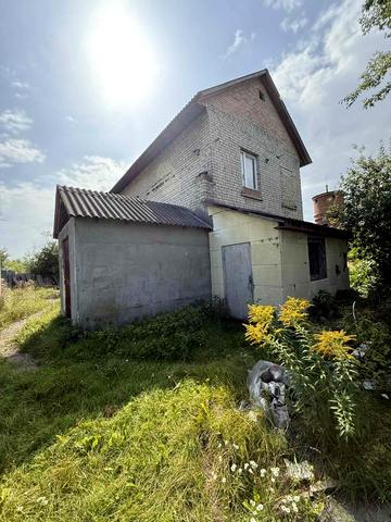 Центральна, 10