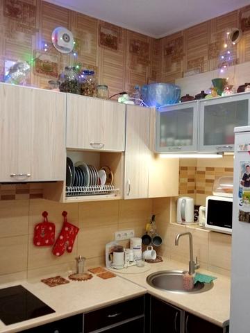 Михайла Комарова вул. (Тархова), 8