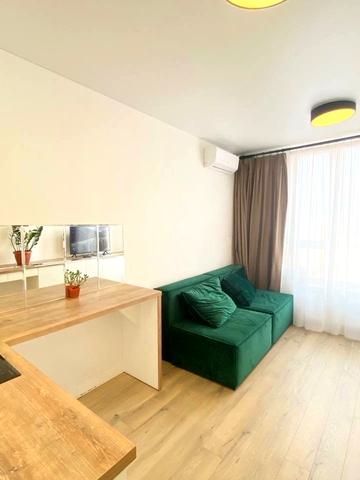 Соборності просп. (Воззєднання), 17 к2