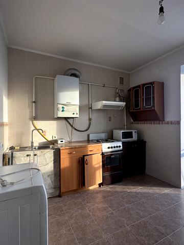 Богдана Хмельницького вул., 51