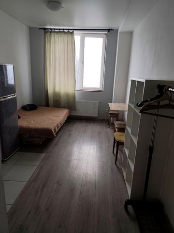 Миколи Боровського вул., (Будинок 1)