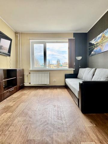 Василя Касіяна вул., 6