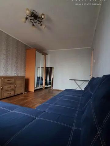 Академіка Корольова просп., 18