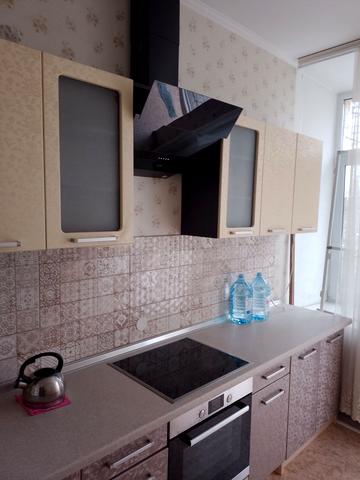 Богдана Хмельницького вул., 39