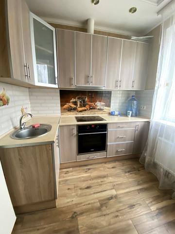 Перлинна вул., 5A