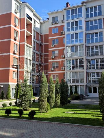 Гетьманська вул., 9