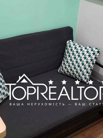 Качанівська вул., 15