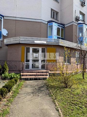 Богдана Хмельницького бульв., 6