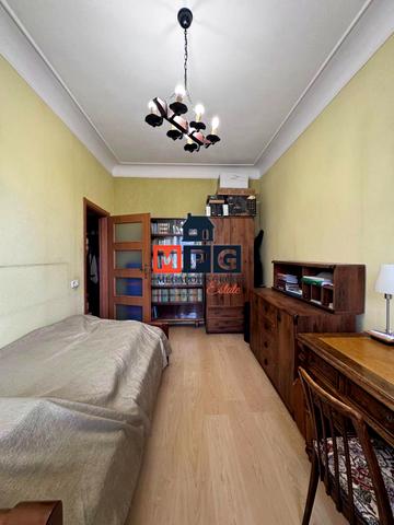 Каразіна вул., 13