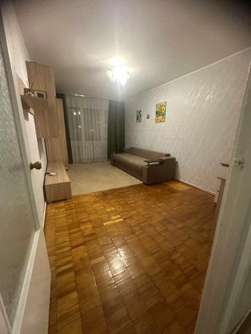 Ореста Левицького вул. (Академіка Курчатова), 21