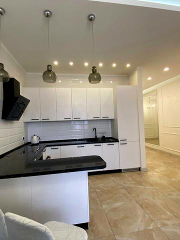 Євгена Коновальця вул. (Щорса), 36-Е