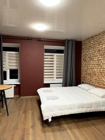 Братів Рогатинців вул., 18