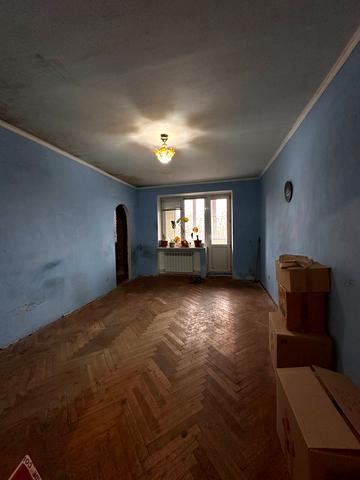 Погребняка вул., 8