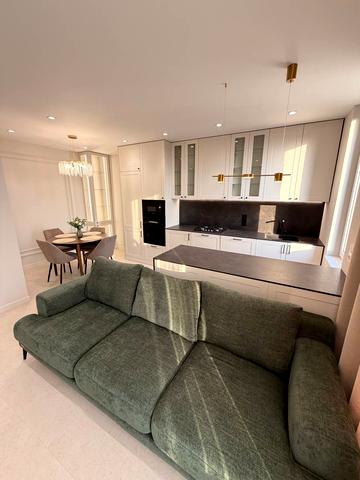 Микитинецька вул., (Будинок)