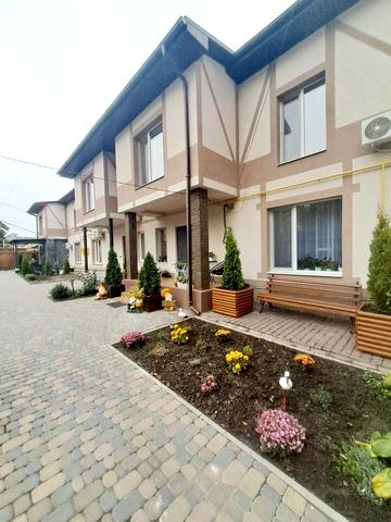 Тракторний пров., 10