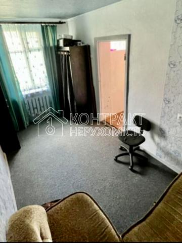 Спортивна вул., 14